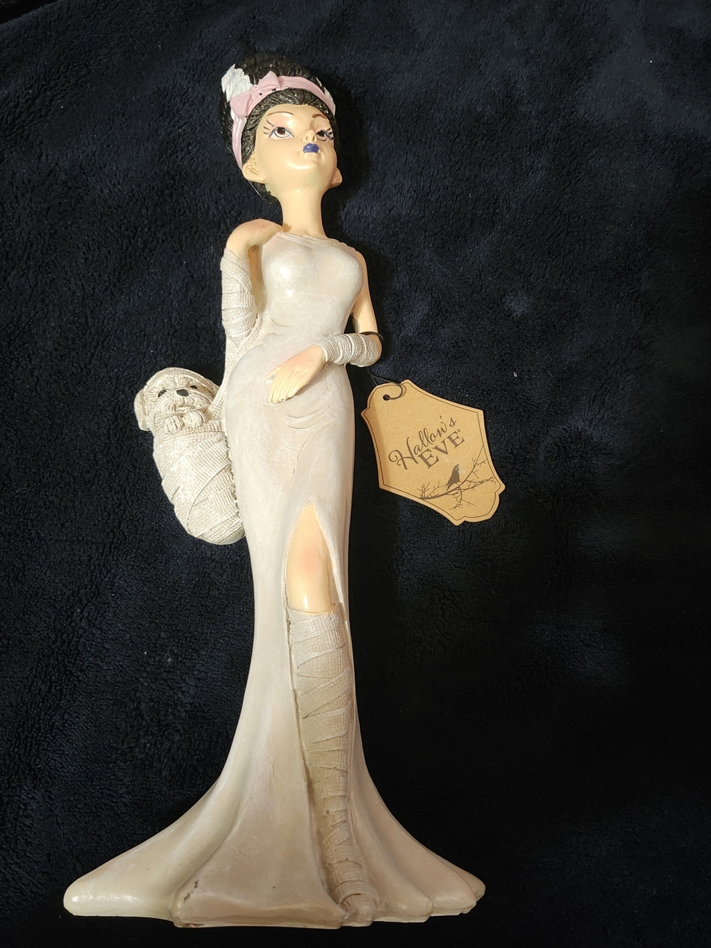 Hallow Eve Bride of Frankenstein Wedding Statue 14 Inches Tall Cream Pink Decor
